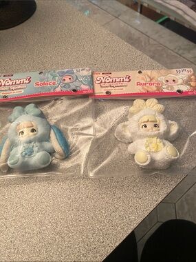 Nommi Solace & Aurora Plush Squishies - Blue and Cream